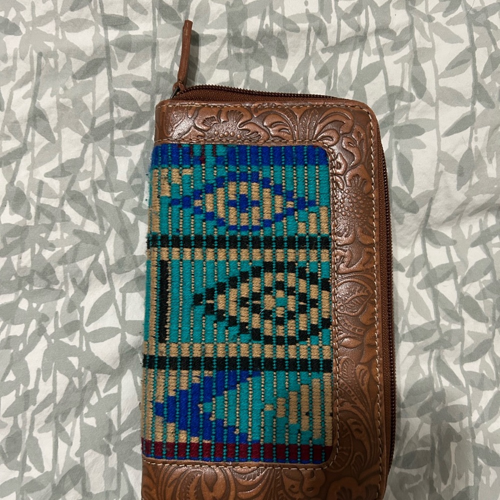 Women’s Myra Bag western wallet